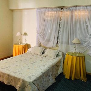 Habitación Grande con Cama King